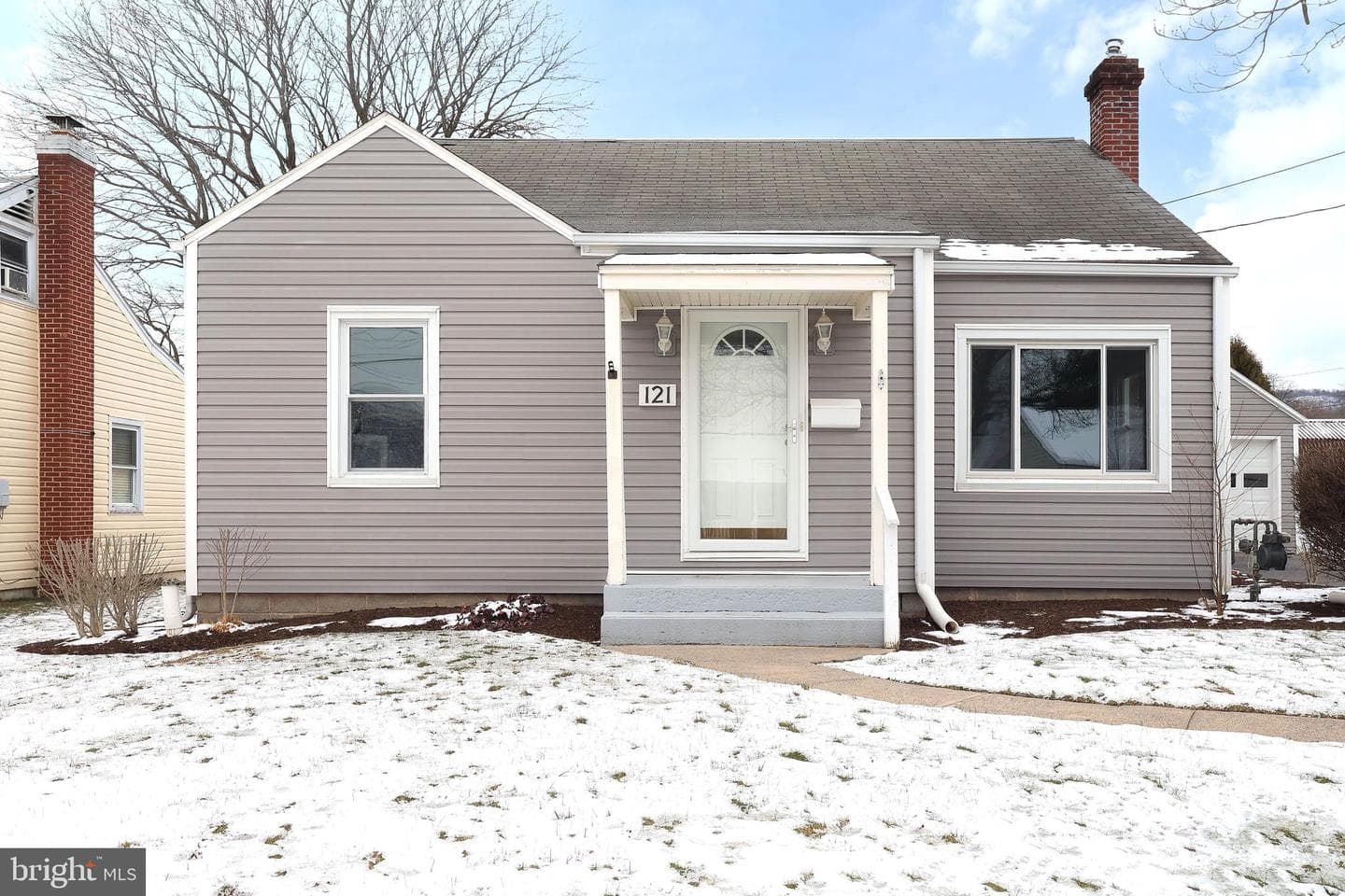 121 Harvey Street photo 2