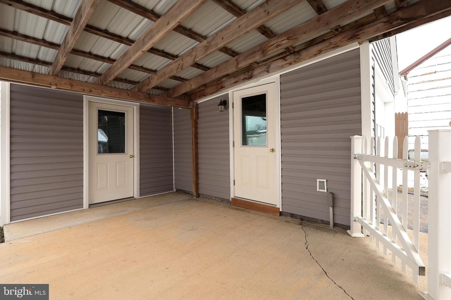 121 Harvey Street photo 32