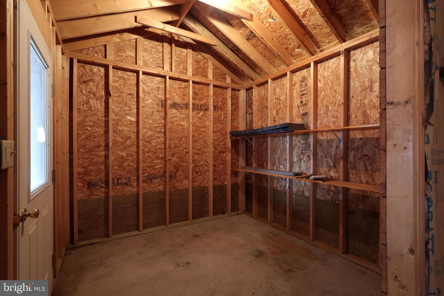 121 Harvey Street photo 34