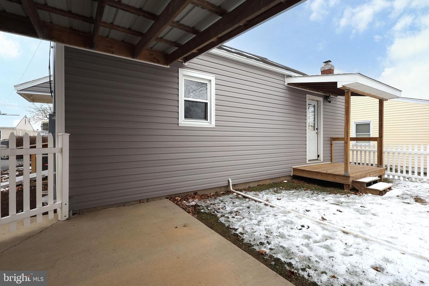 121 Harvey Street photo 36