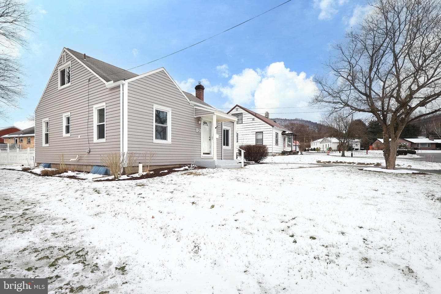 121 Harvey Street photo 4