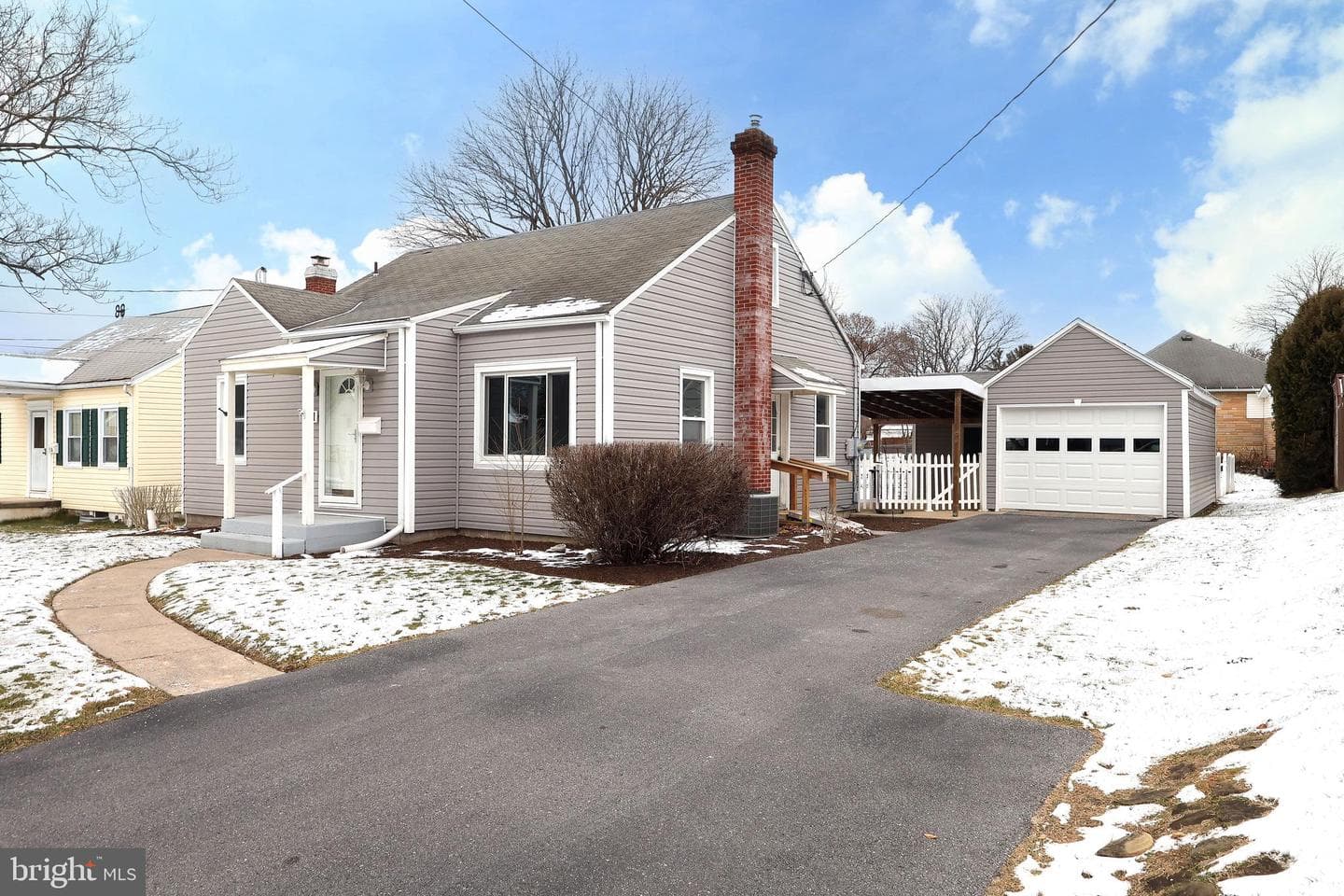 121 Harvey Street photo 5