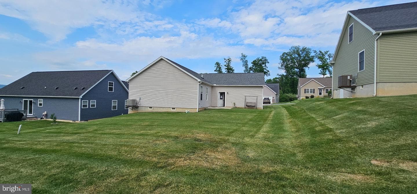 192 Timberwood Trl photo 2