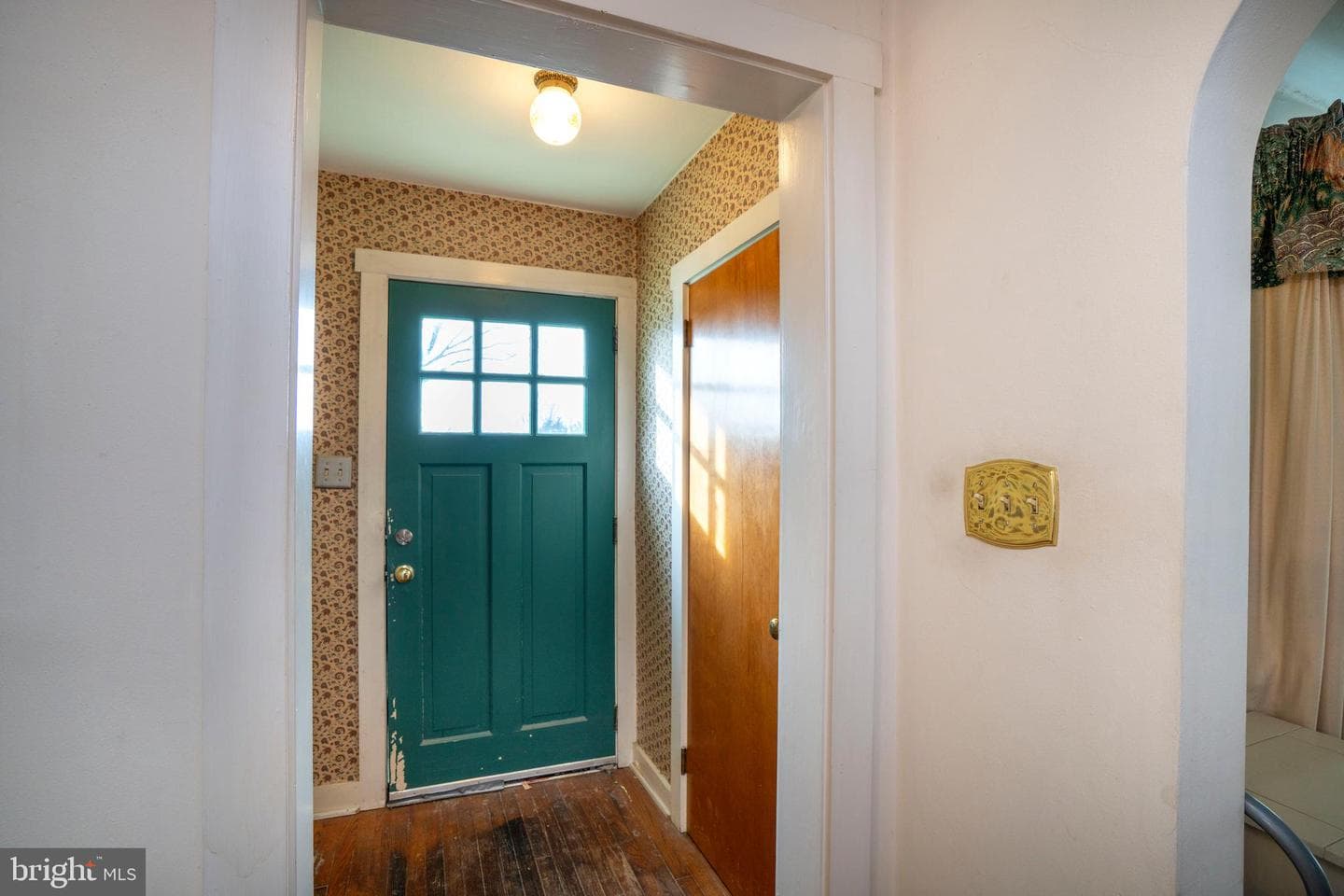 173 Hillview Avenue photo 8