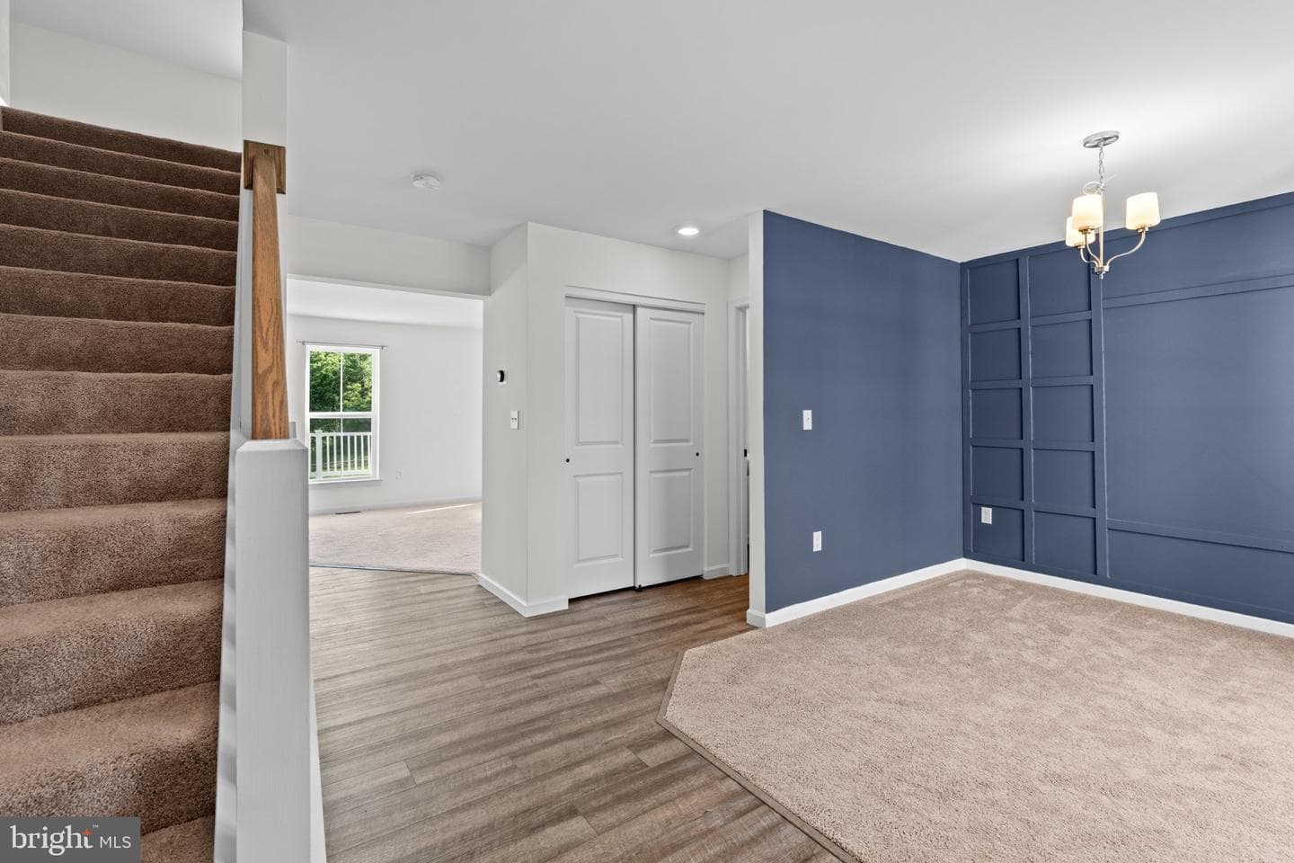 384 Old Ivy Drive photo 4