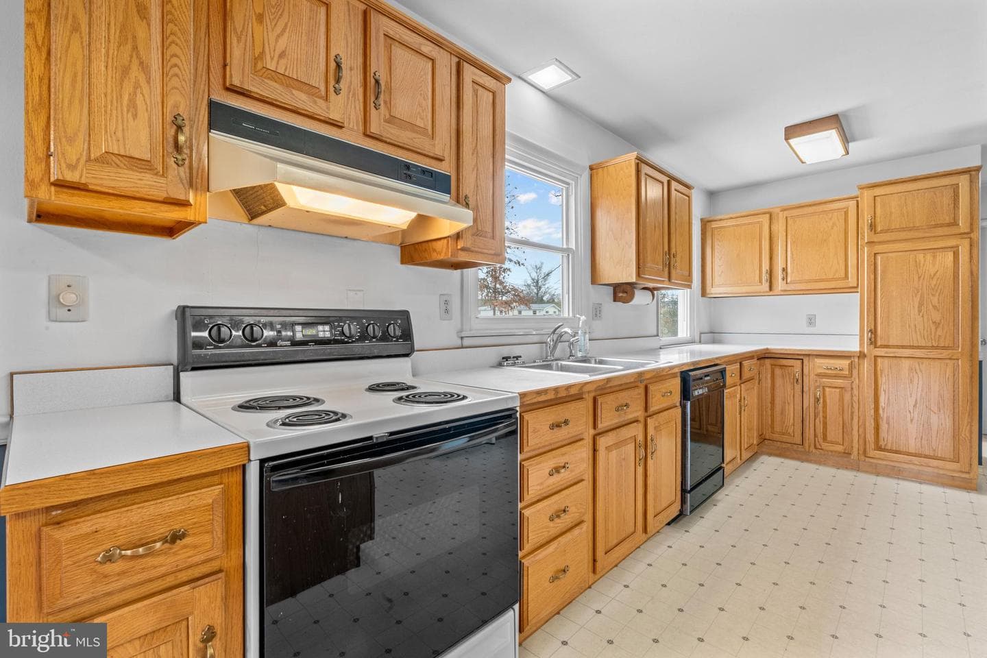 127 Watson Road photo 11