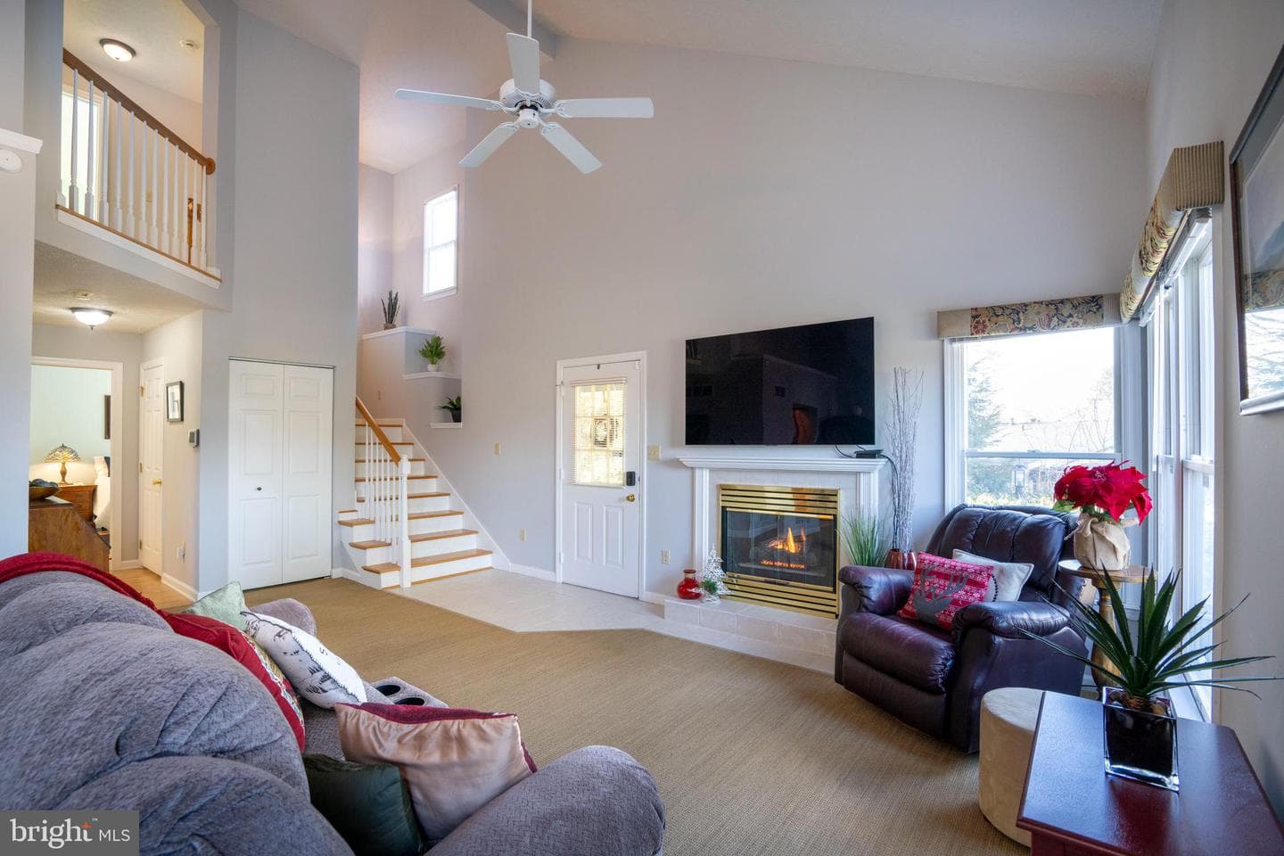 718 Tussey Lane photo 9