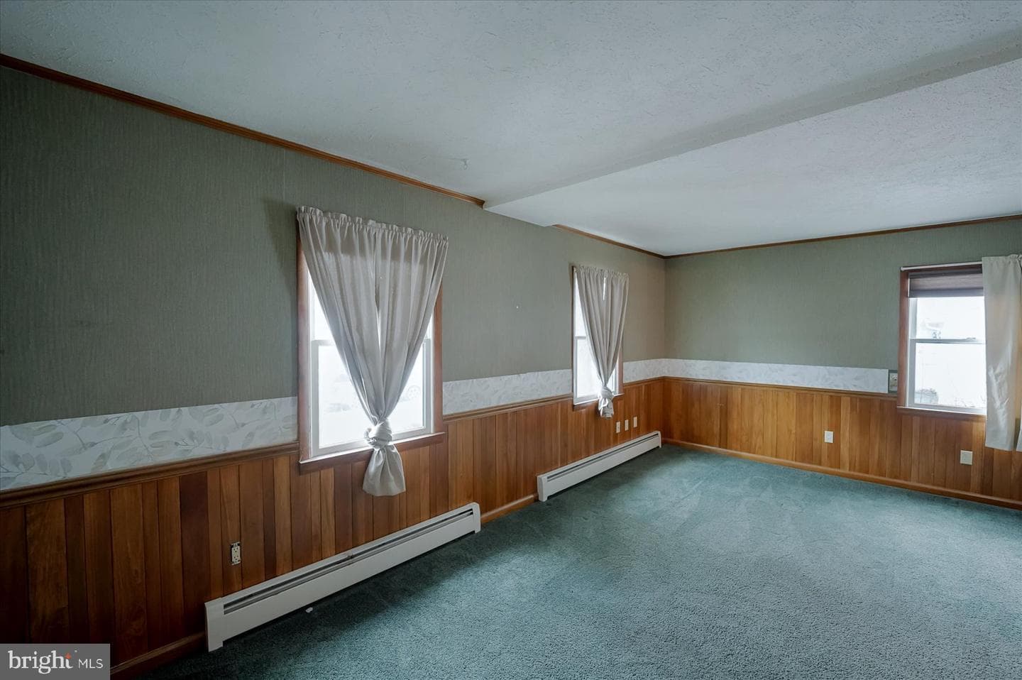633 W Hillside Avenue photo 16
