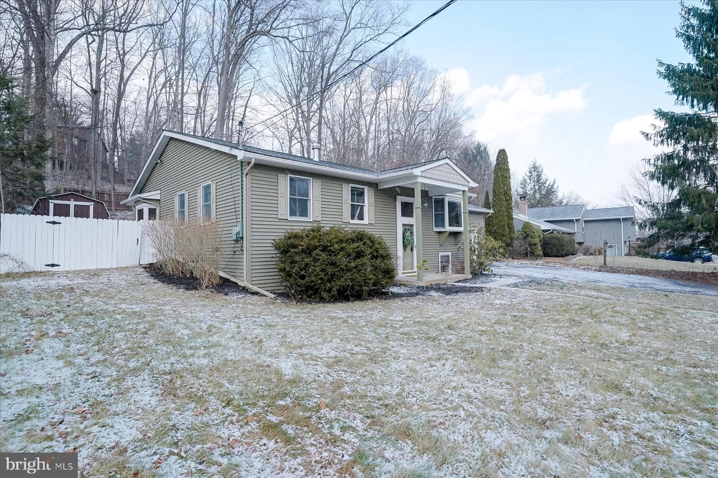 633 W Hillside Avenue photo 31