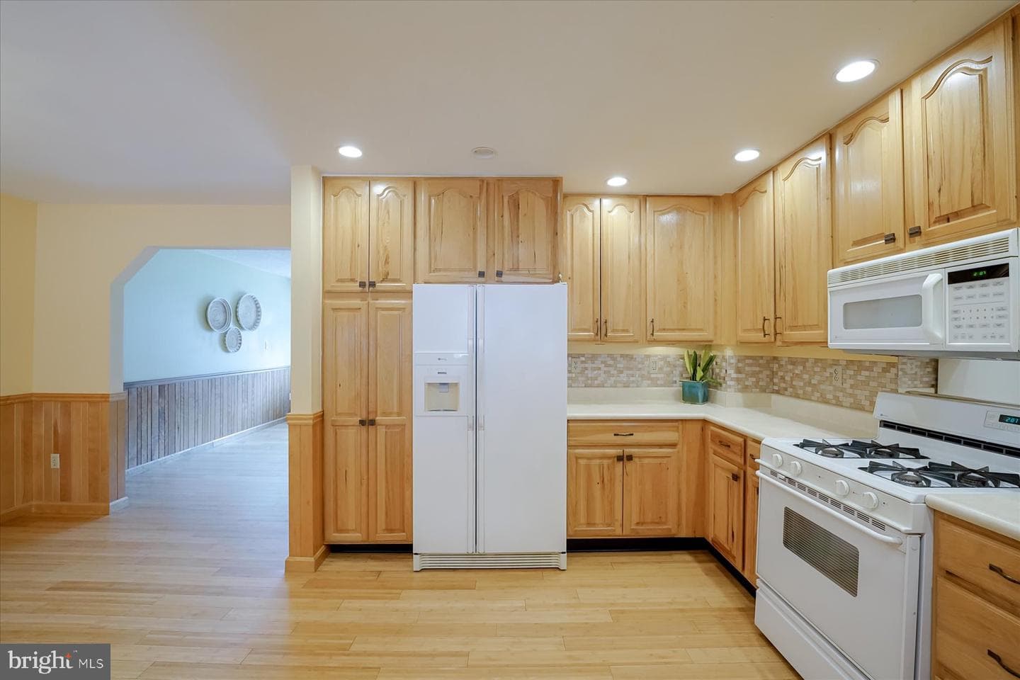 633 W Hillside Avenue photo 9