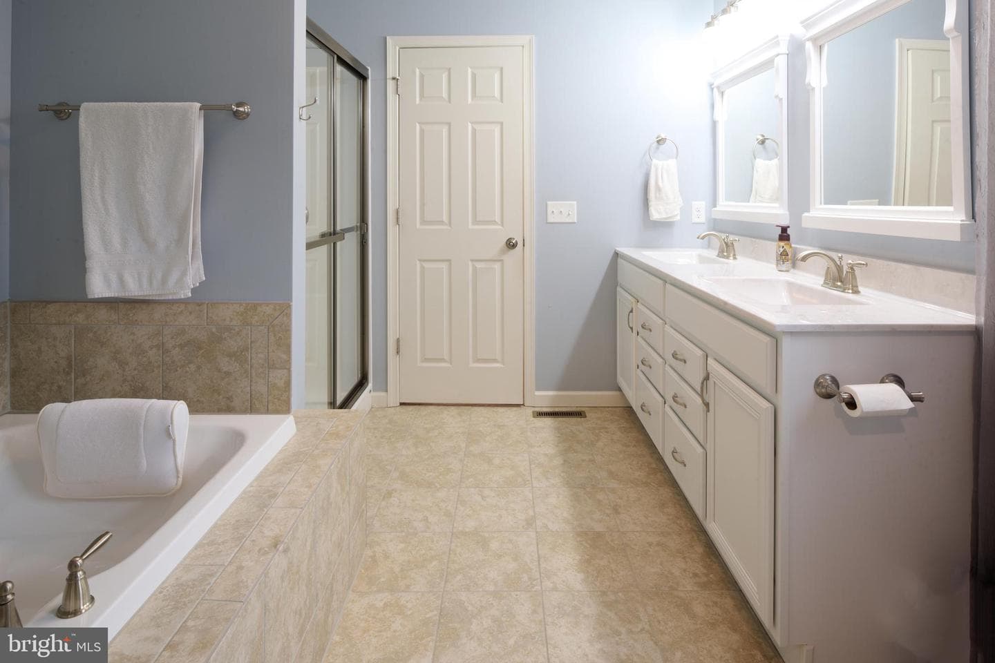 283 Amberleigh Lane photo 44