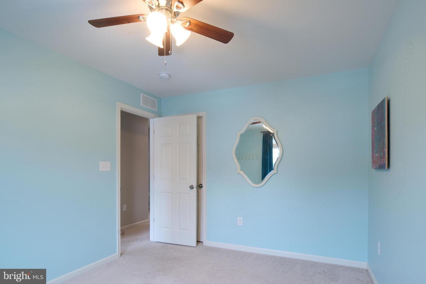 283 Amberleigh Lane photo 54