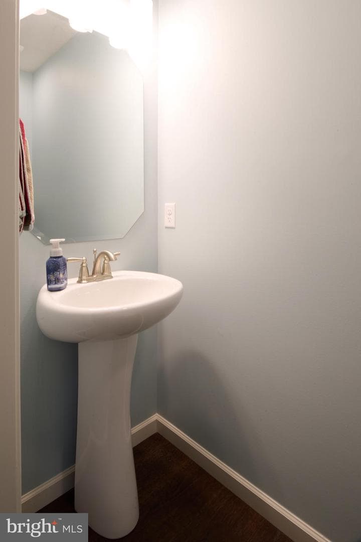 283 Amberleigh Lane photo 58