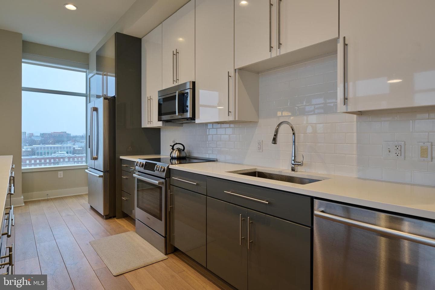 217 W Beaver Avenue #1008 photo 21