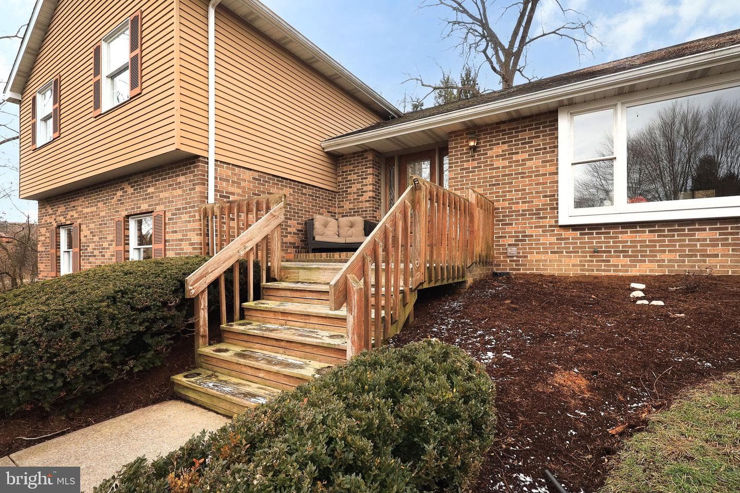 1359 Sandpiper Drive photo 3