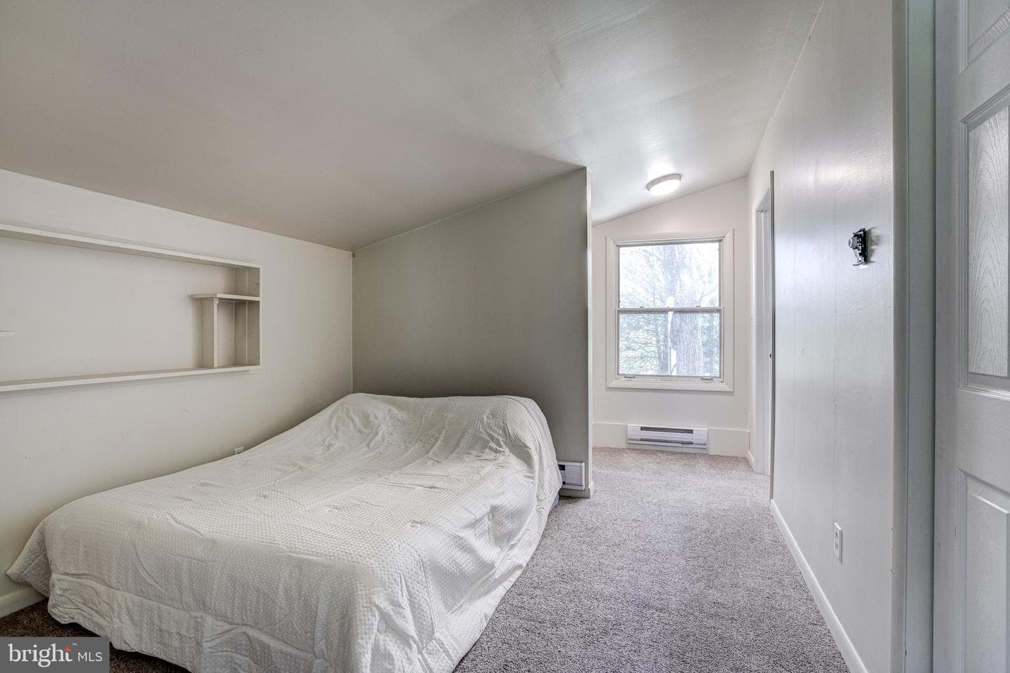840 Outer Drive photo 29