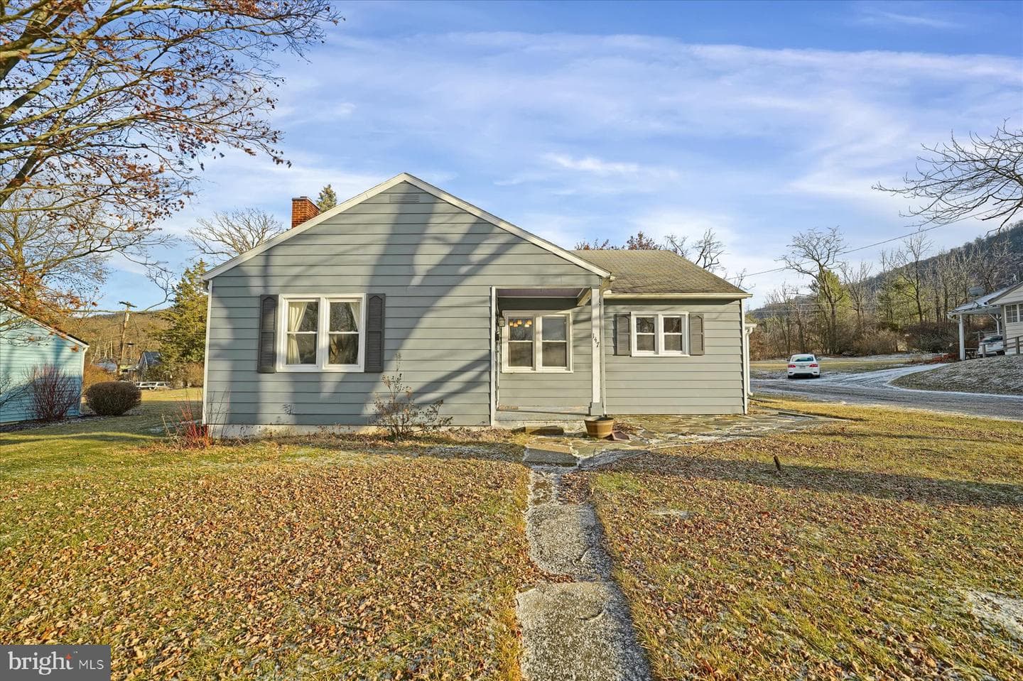 147 Sunset Avenue photo 29