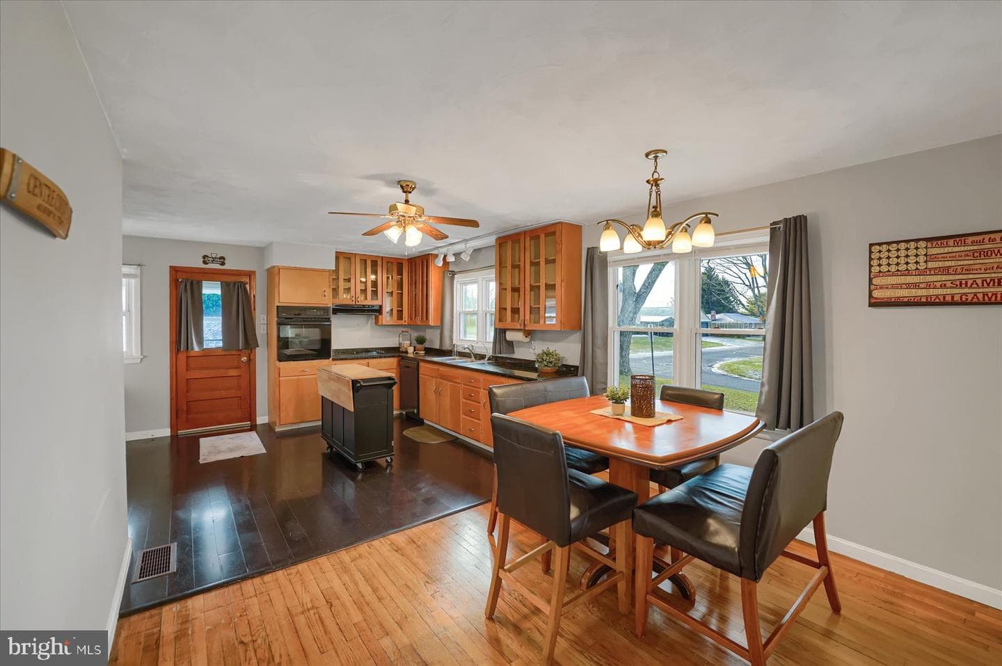 147 Sunset Avenue photo 6