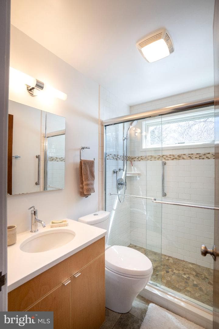 327 Arbor Way photo 4