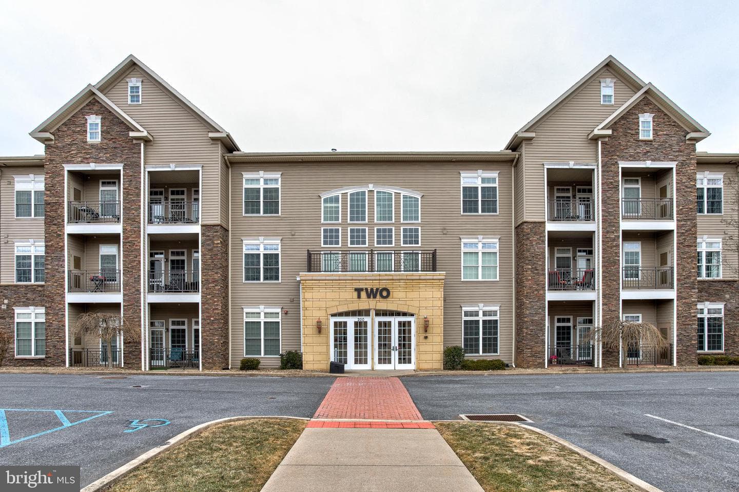 200 Jefferson Avenue #224 photo 2
