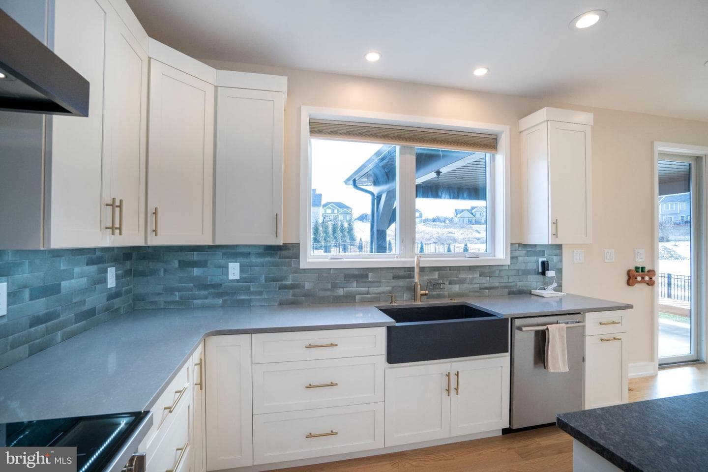 390 Trout Road photo 18