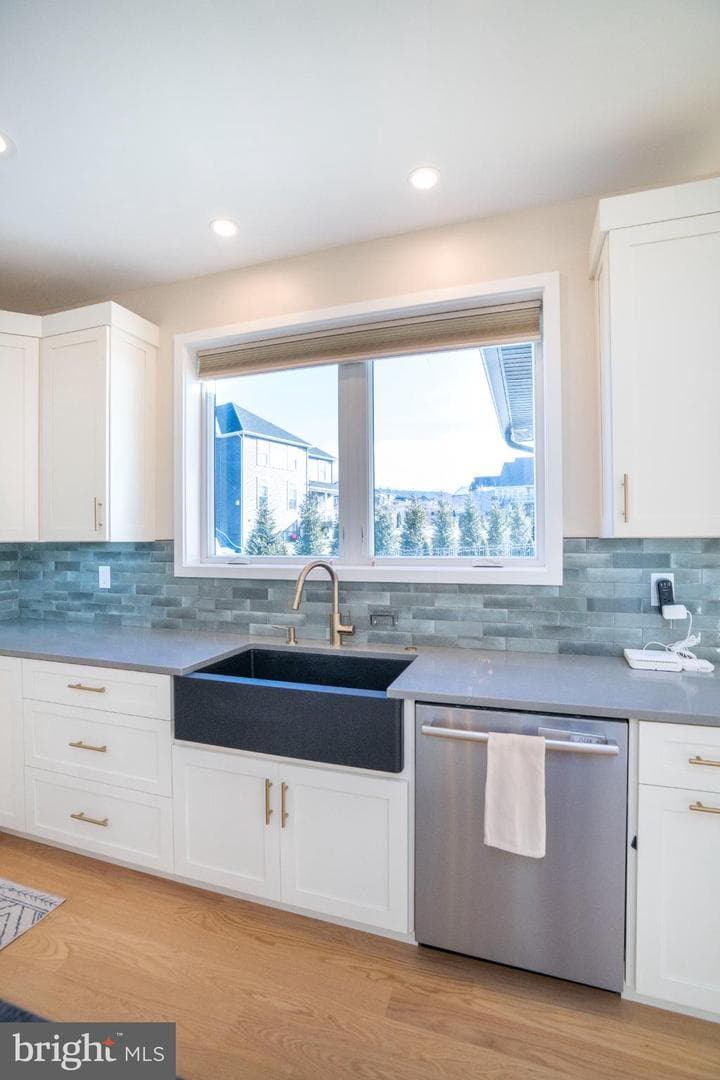 390 Trout Road photo 19