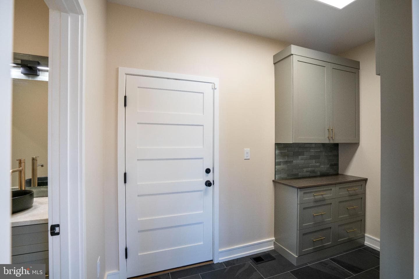 390 Trout Road photo 24
