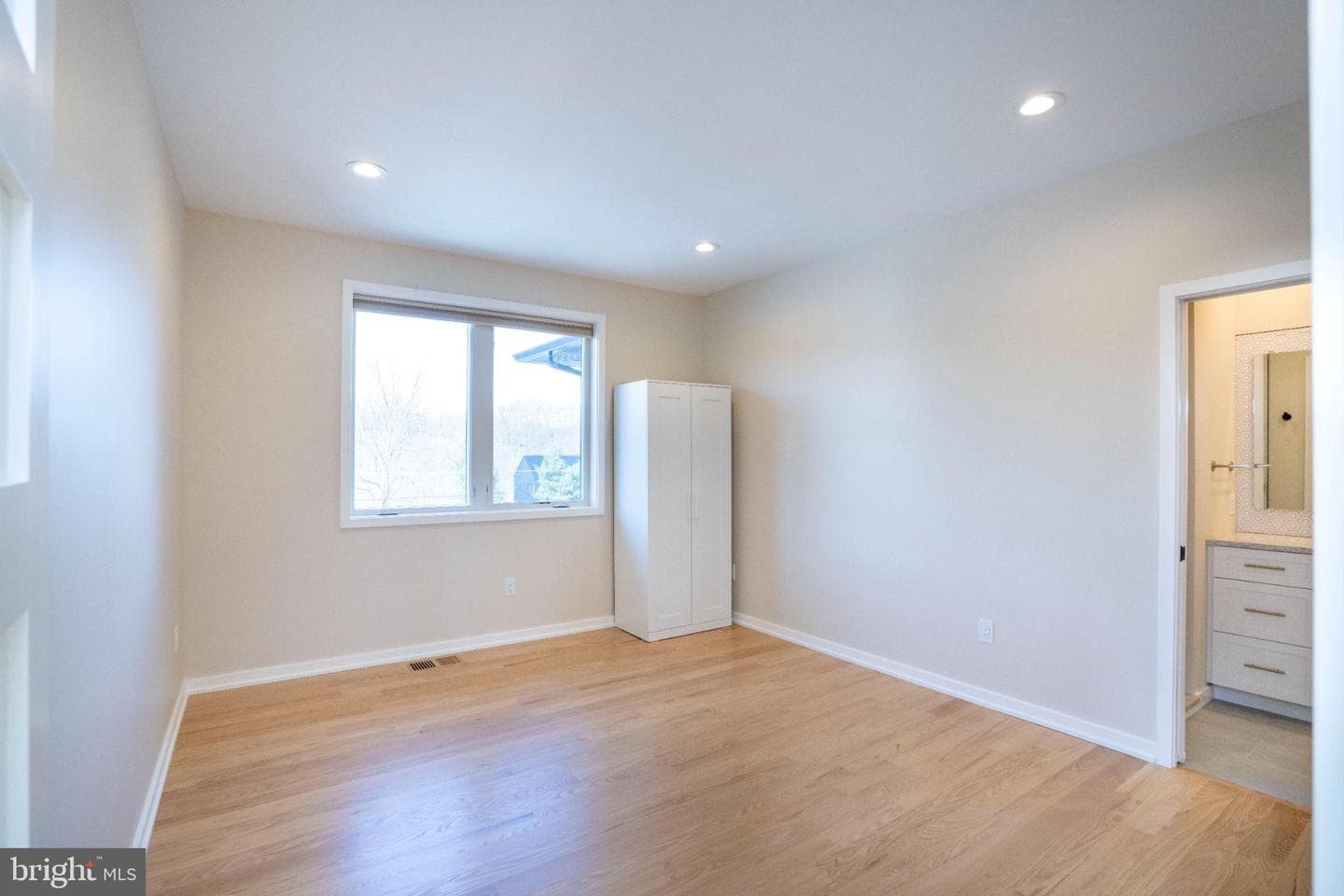 390 Trout Road photo 37
