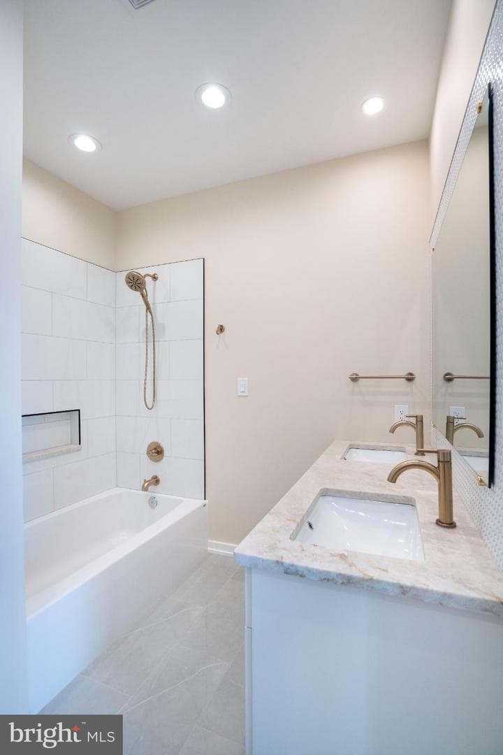 390 Trout Road photo 45