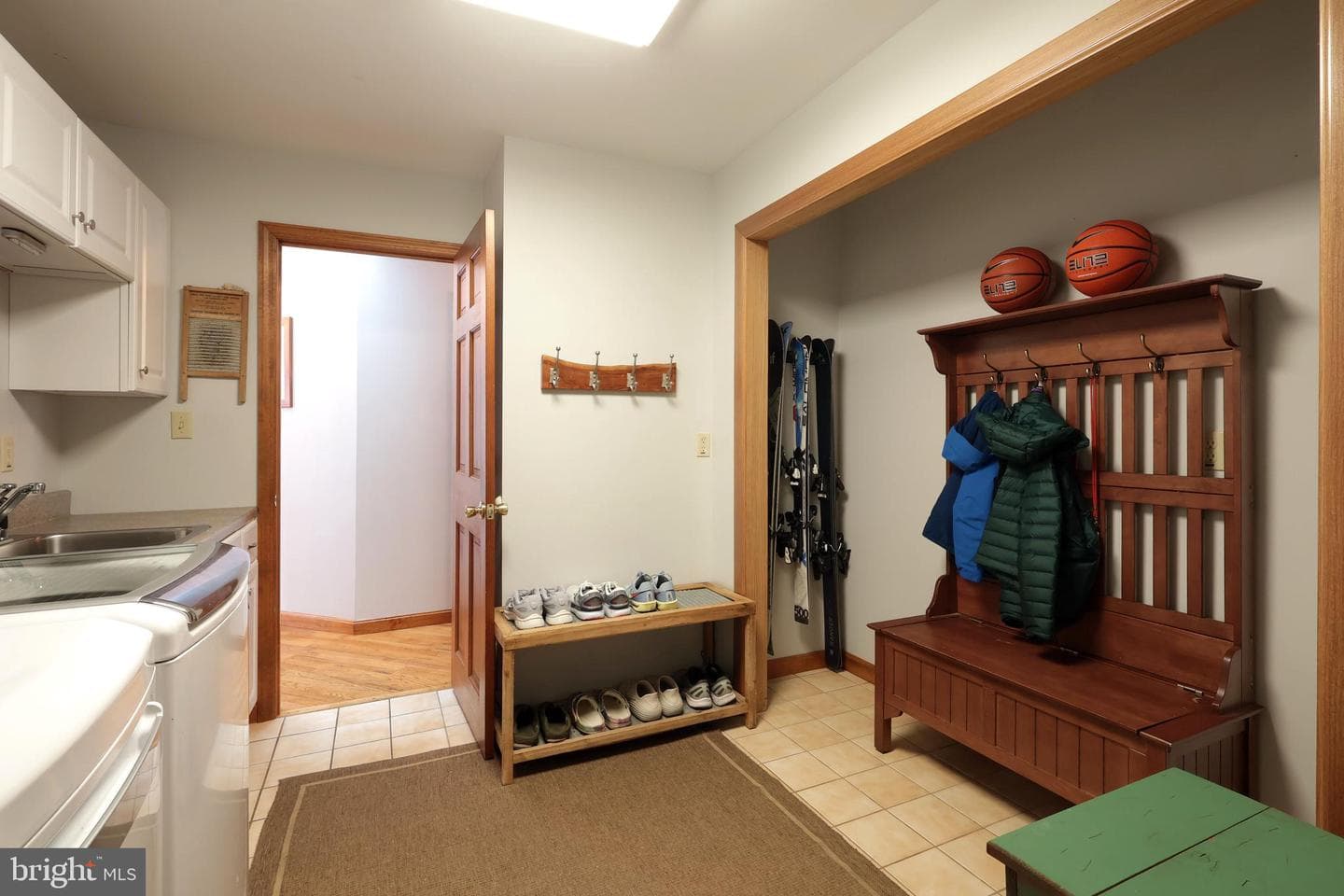 519 Kristina Circle photo 43