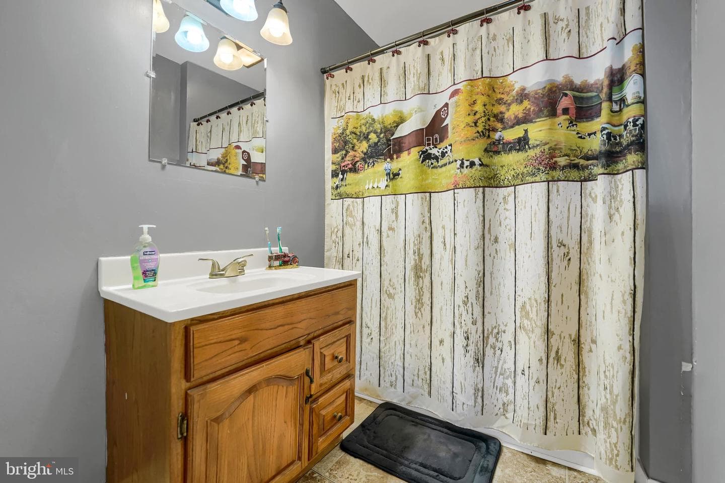 1076 Clarence Road photo 11