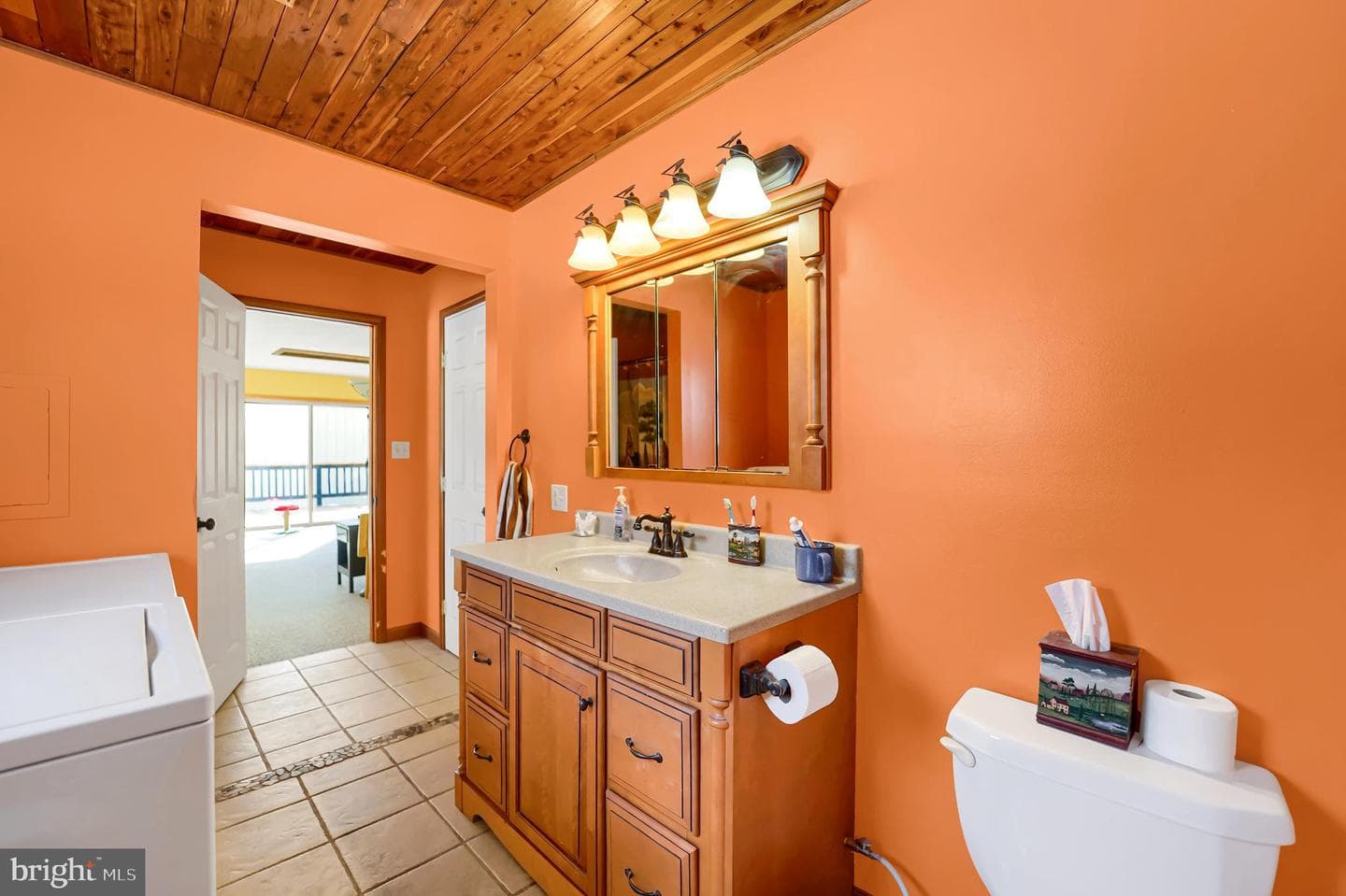 1076 Clarence Road photo 16