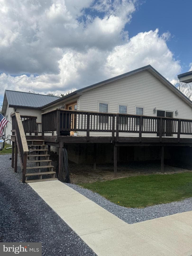 1076 Clarence Road photo 5
