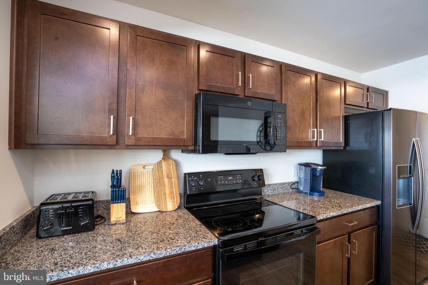 277 Isabella Circle photo 23