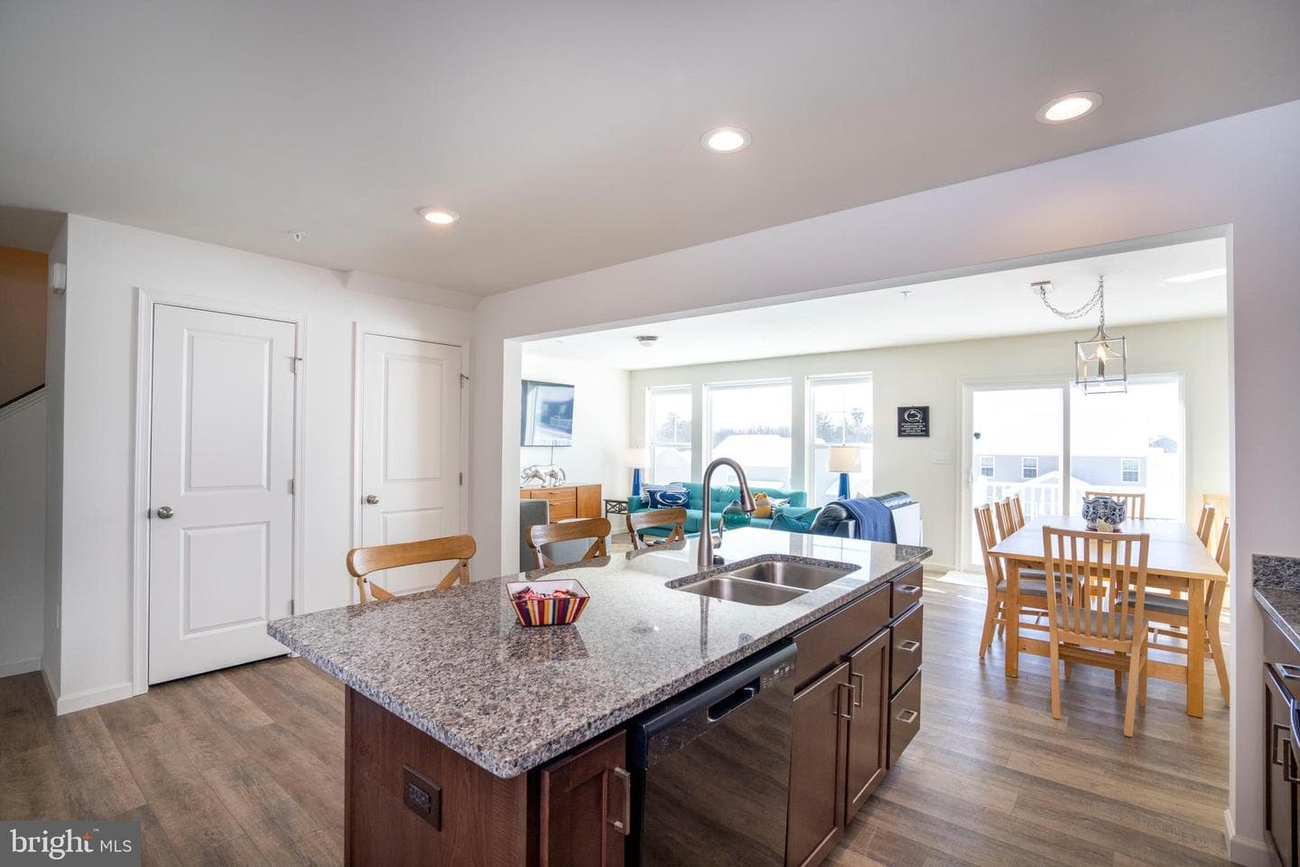 277 Isabella Circle photo 25