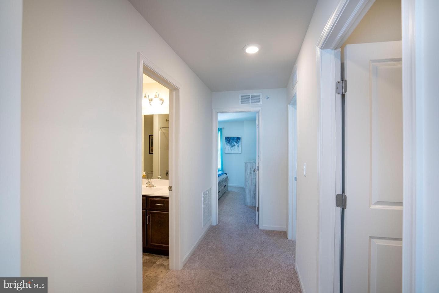 277 Isabella Circle photo 43