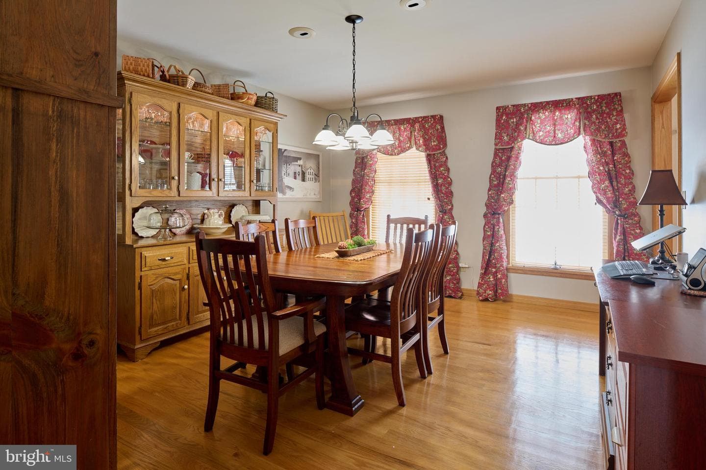 1736 Cambridge Drive photo 13