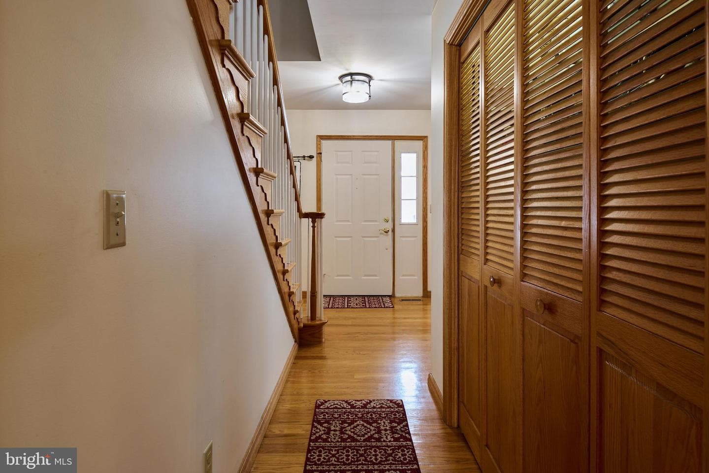 1736 Cambridge Drive photo 16