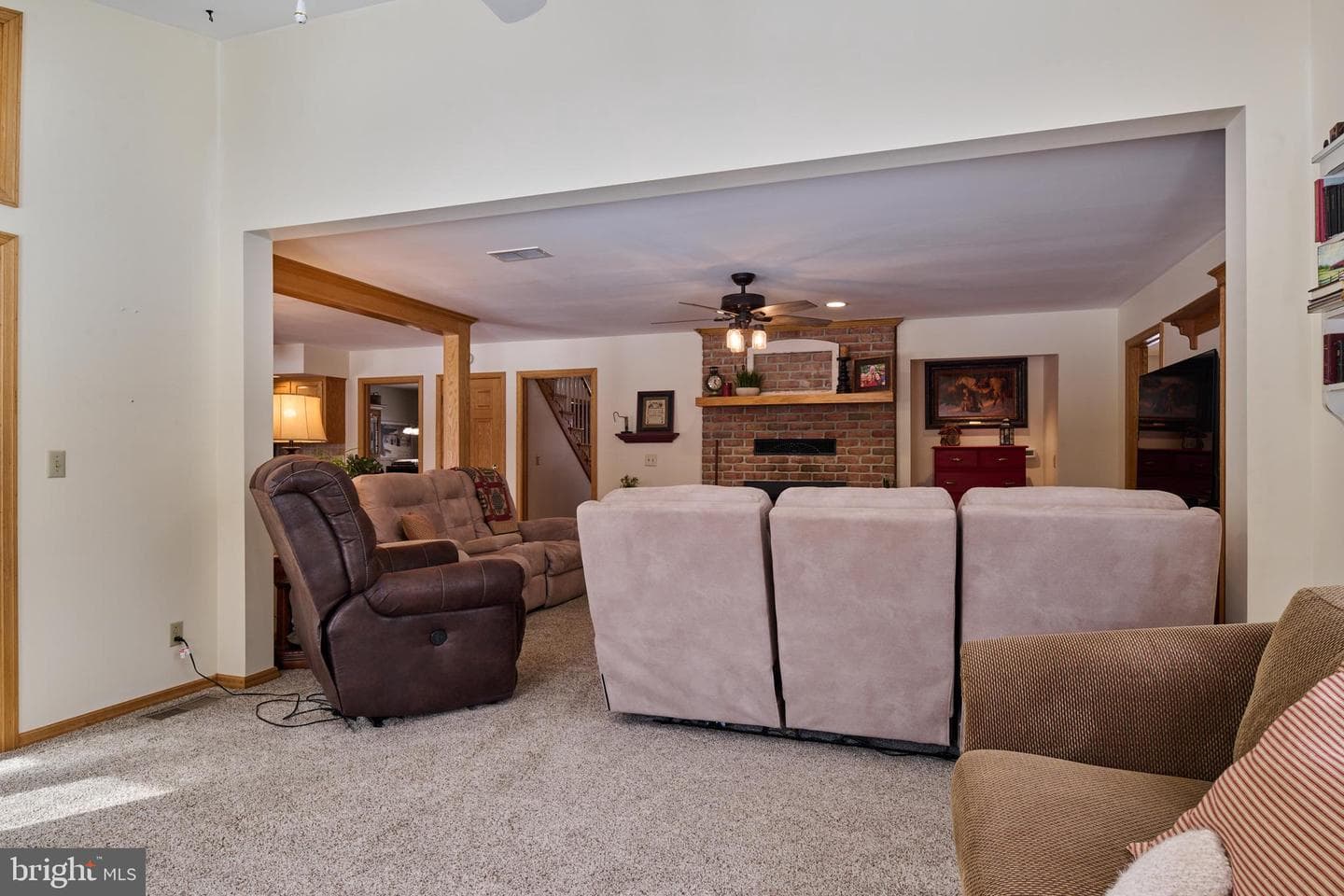 1736 Cambridge Drive photo 21