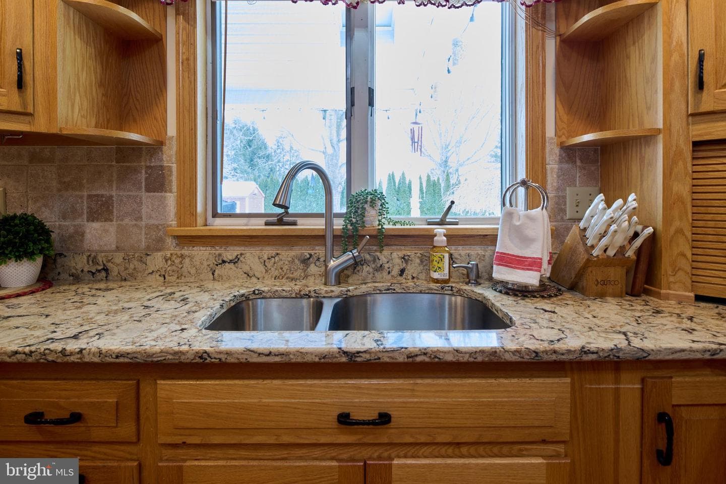 1736 Cambridge Drive photo 27