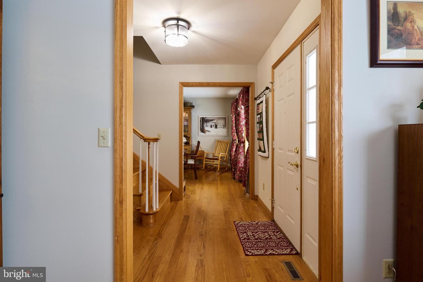 1736 Cambridge Drive photo 5