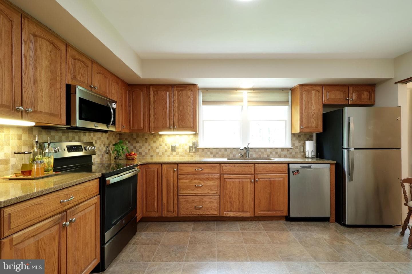 631 Wiltshire Drive photo 13