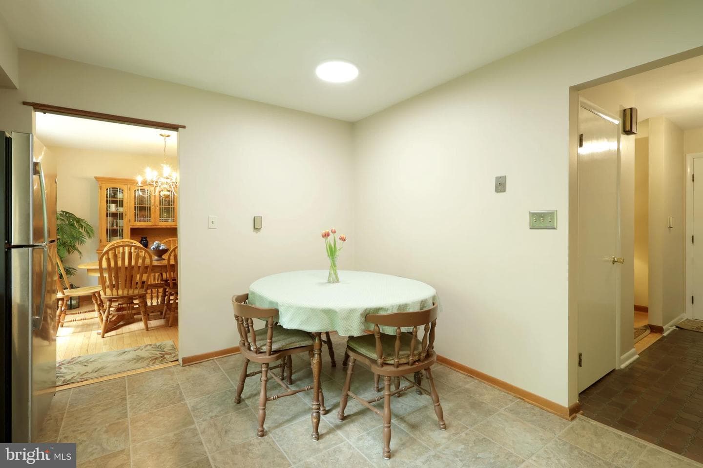 631 Wiltshire Drive photo 22