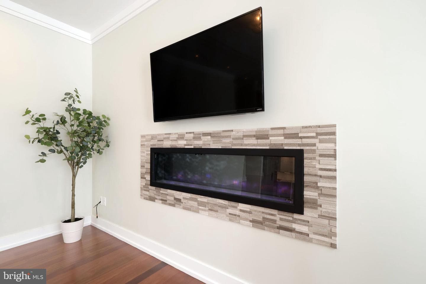 132 Derek Drive photo 18