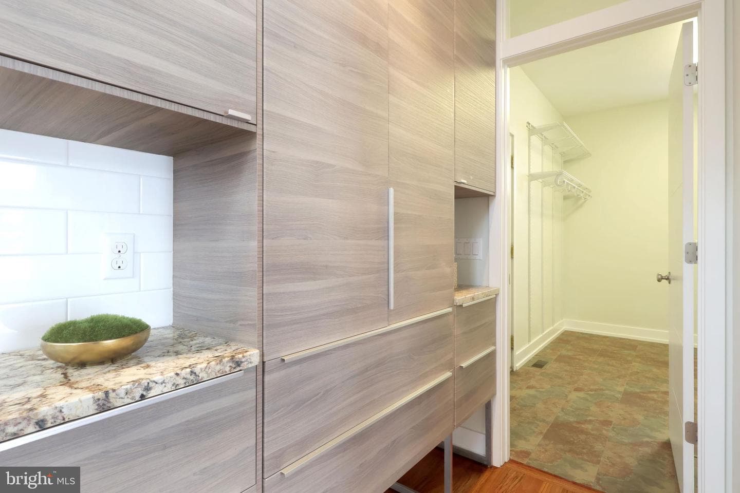 132 Derek Drive photo 21