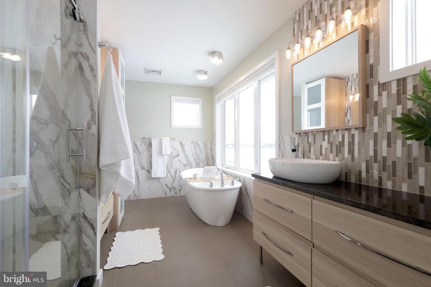 132 Derek Drive photo 27