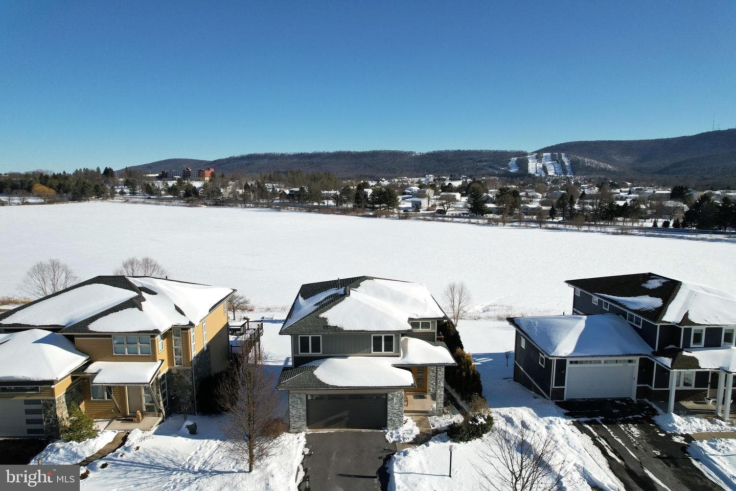132 Derek Drive photo 58