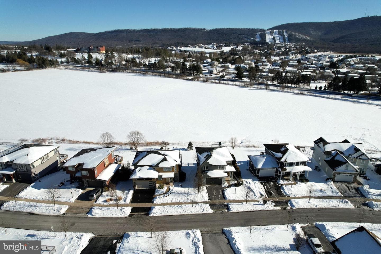 132 Derek Drive photo 59