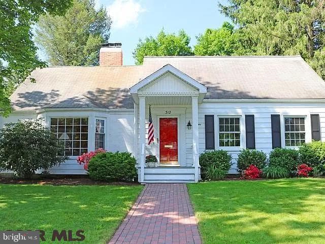 312 S Buckhout Street photo 54