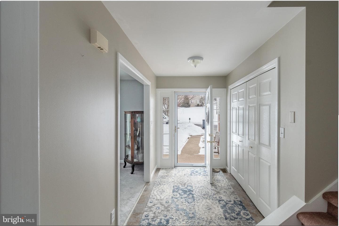 1469 Chaumont Avenue photo 3